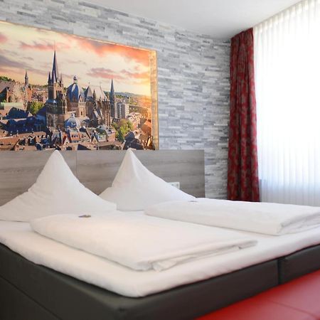Hotel Granus อาเคิน ภายนอก รูปภาพ