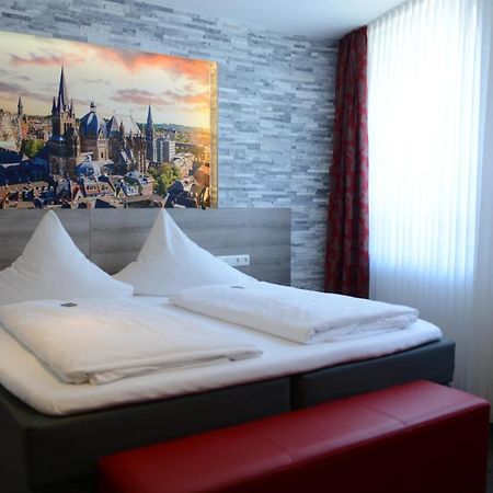 Hotel Granus อาเคิน ภายนอก รูปภาพ
