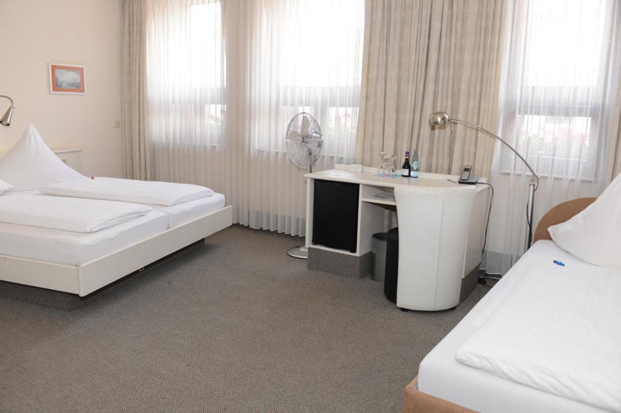 Hotel Granus อาเคิน ภายนอก รูปภาพ