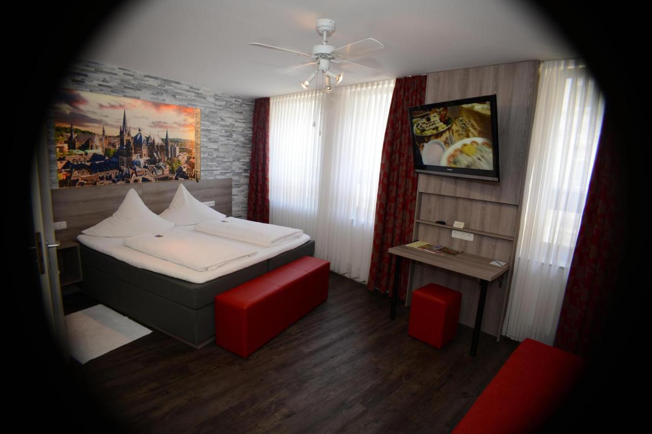 Hotel Granus อาเคิน ภายนอก รูปภาพ