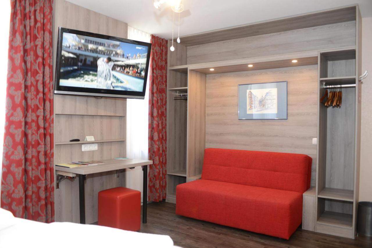 Hotel Granus อาเคิน ภายนอก รูปภาพ