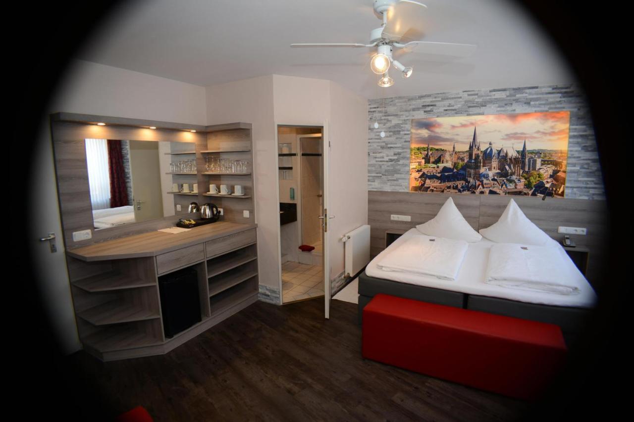 Hotel Granus อาเคิน ภายนอก รูปภาพ