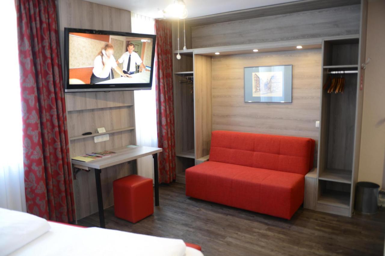 Hotel Granus อาเคิน ภายนอก รูปภาพ