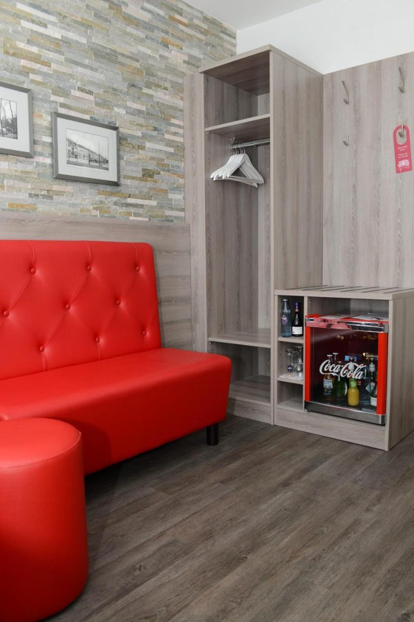 Hotel Granus อาเคิน ภายนอก รูปภาพ